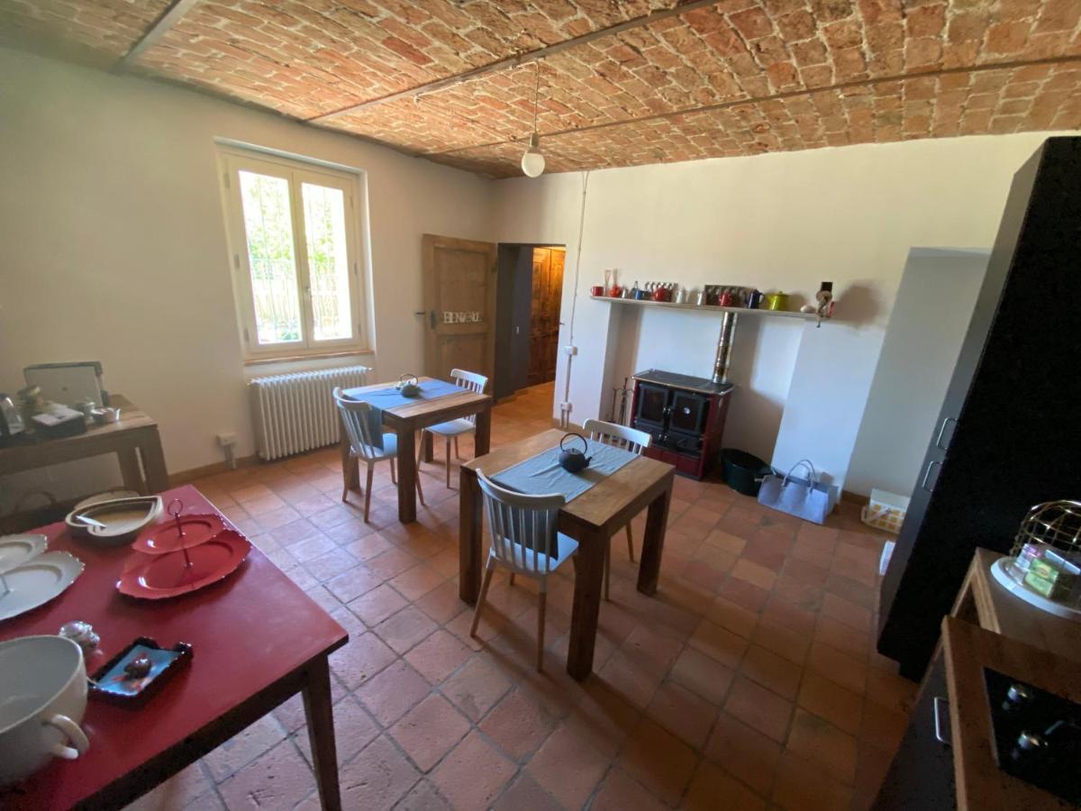 Bed and Breakfast Il Noccioletto Mombaruzzo Exterior foto